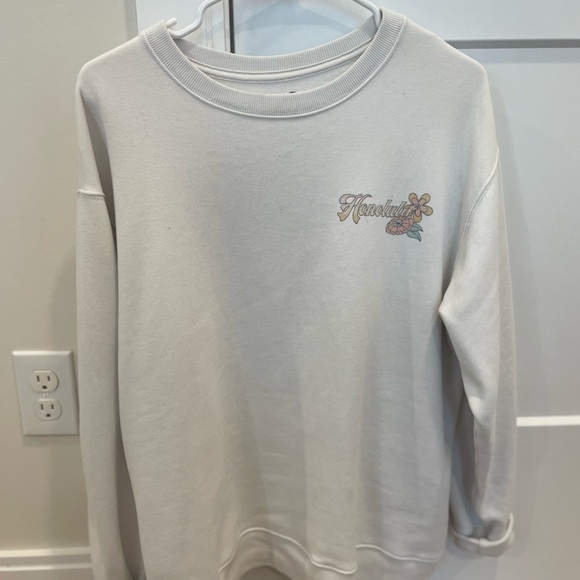 Hollister White Oversized Long Sleeve crew - Picture 2 of 7